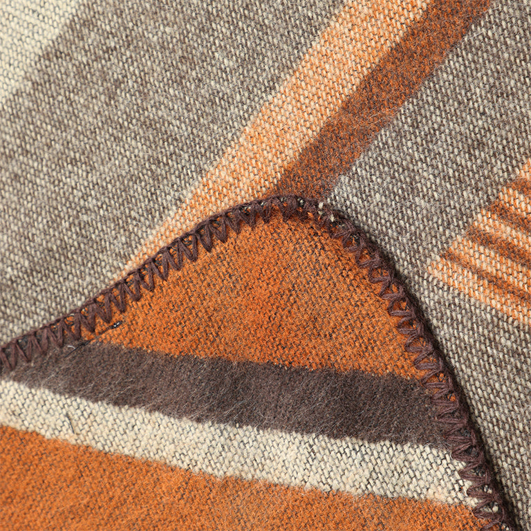 Poncho d'hiver à rayures orange