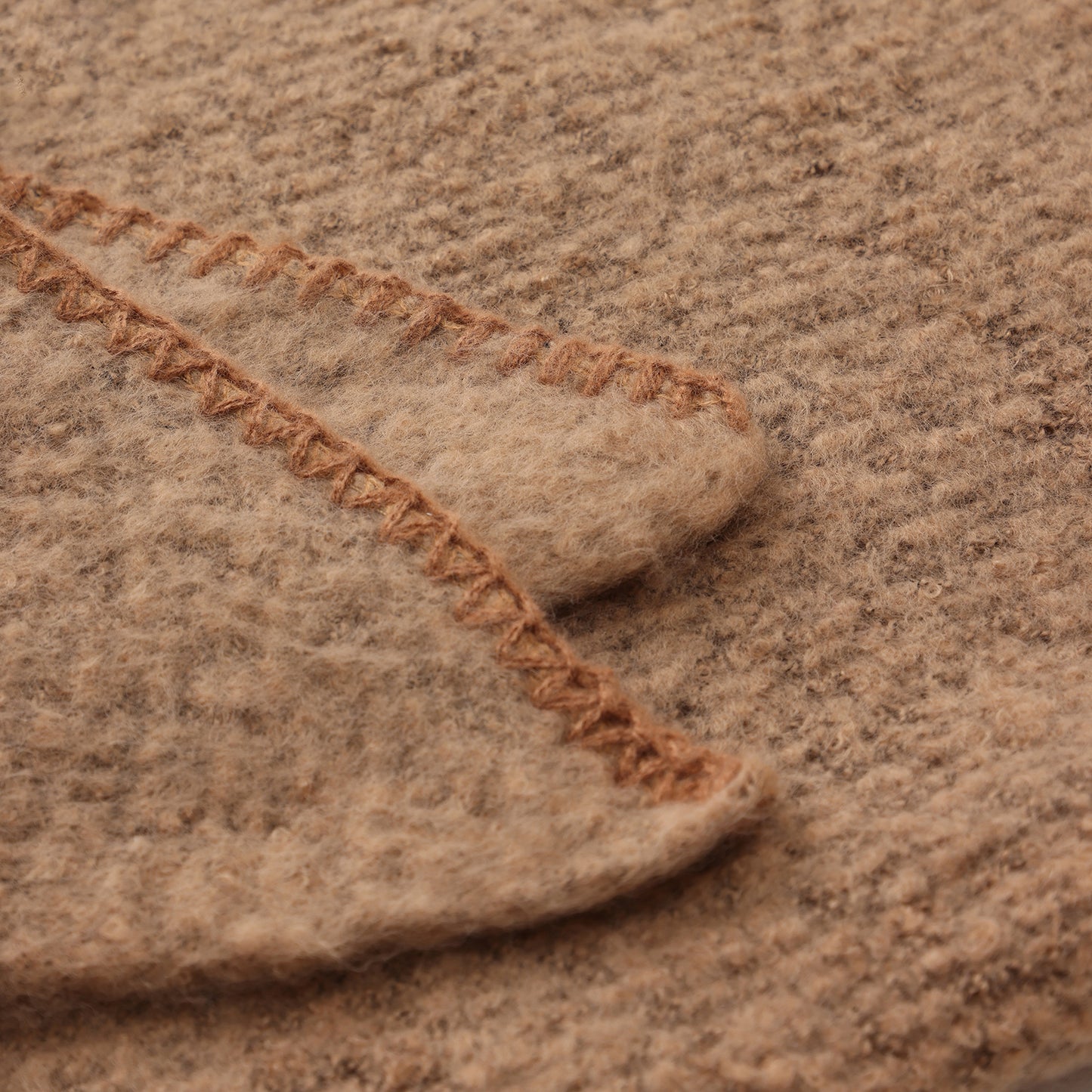 Écharpe d'hiver triangulaire - camel