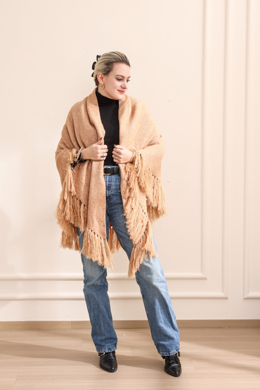 Poncho camel