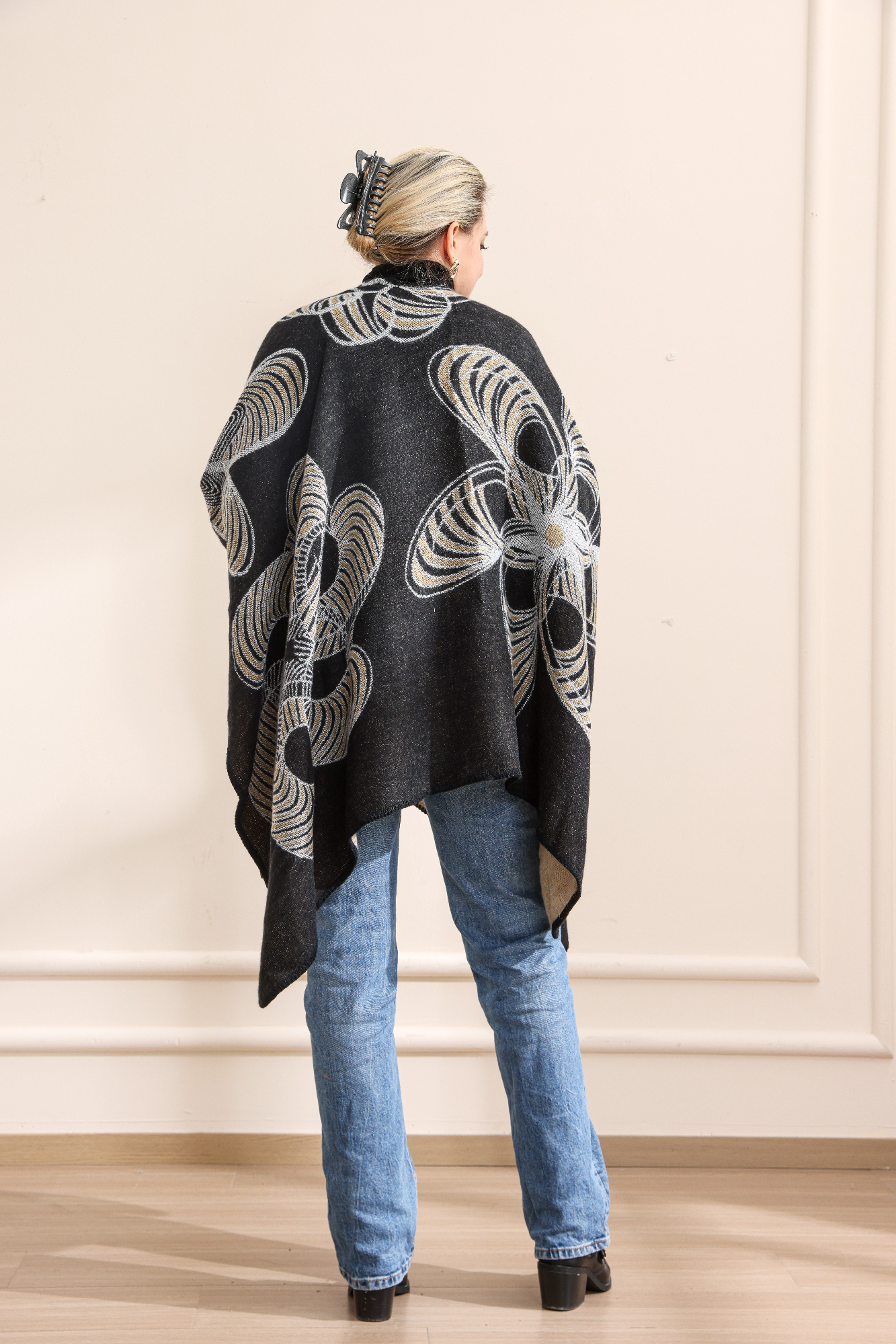 Poncho met print