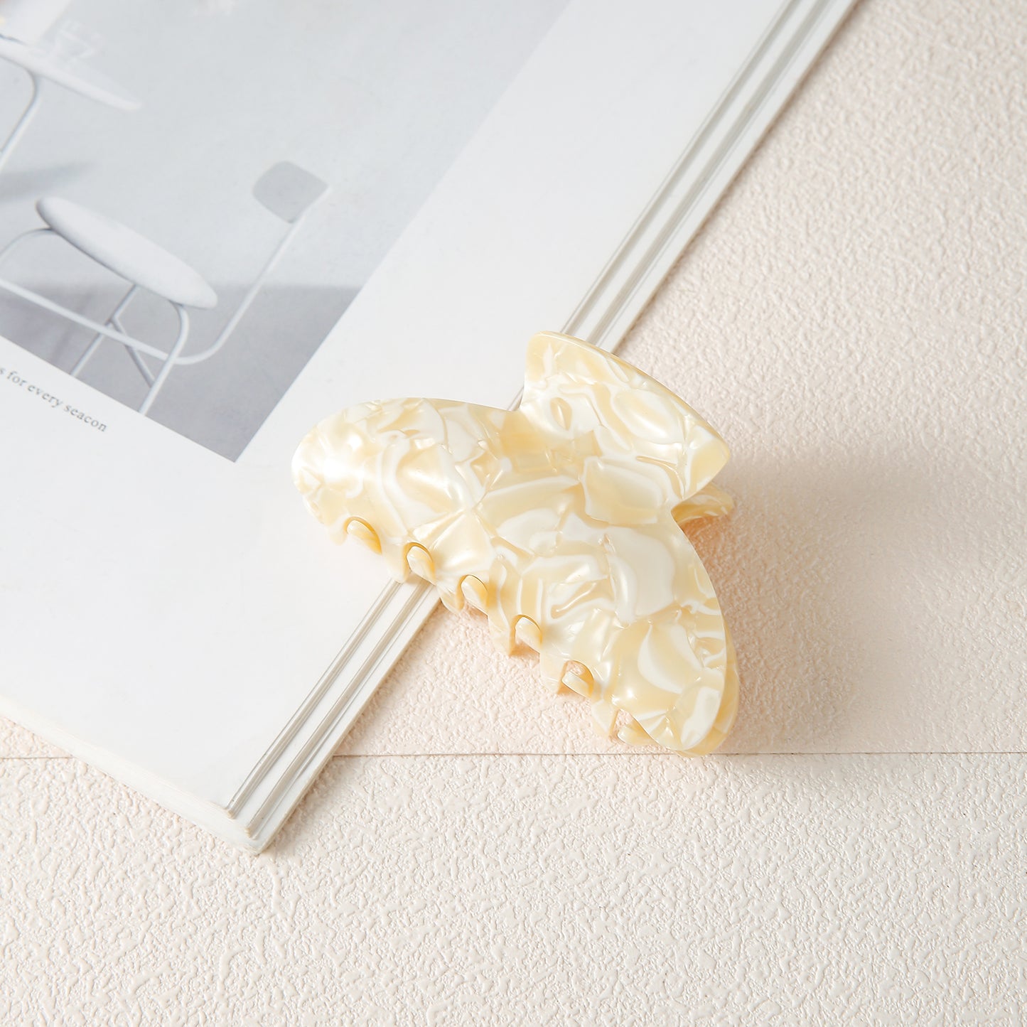 Hair clip marble