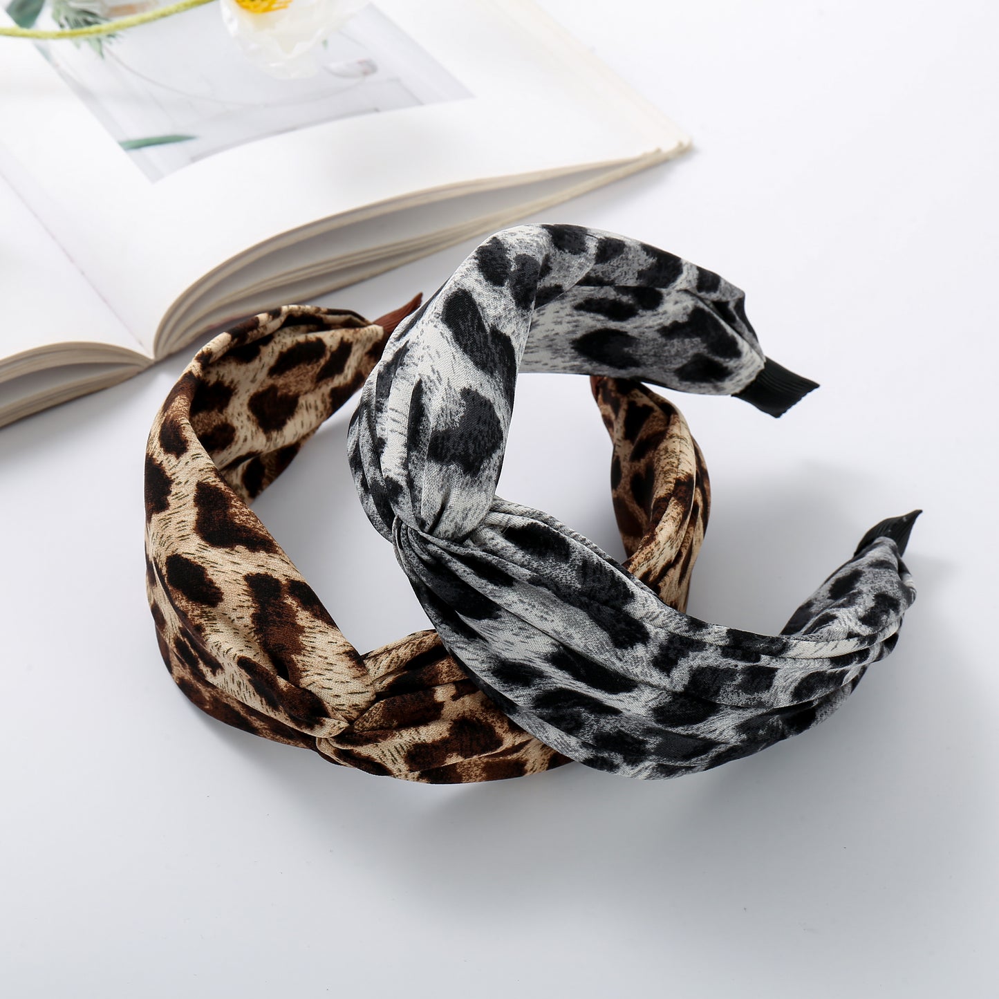 Headband panther print brown