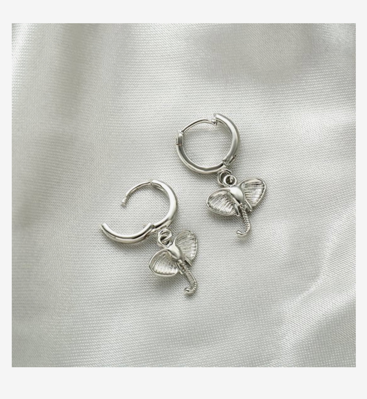 Earrings elephant silver