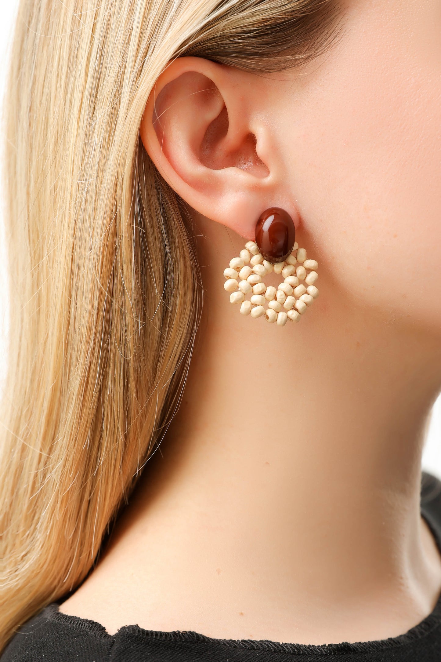 Earrings beads