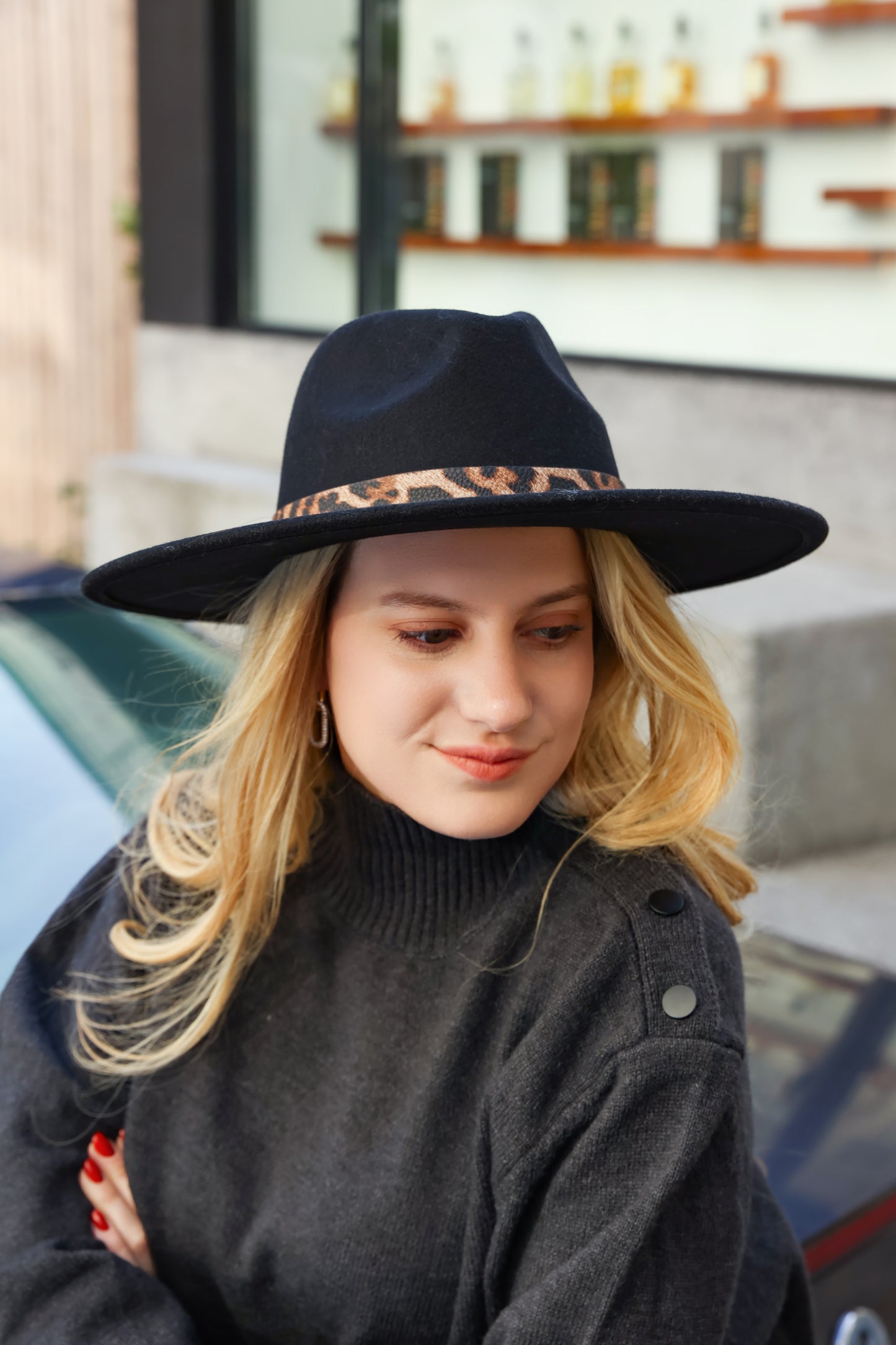 Hat black