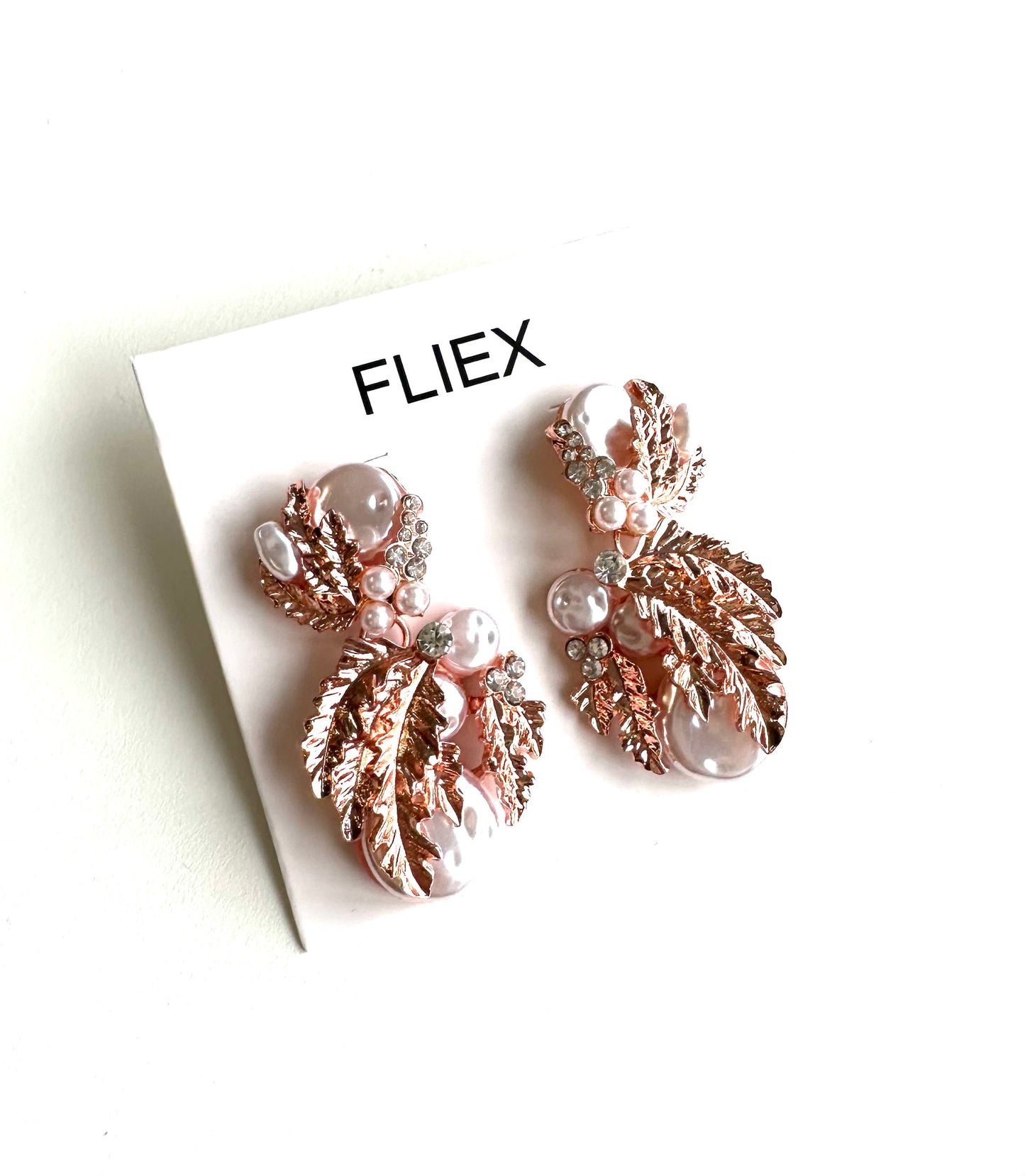 Statement earrings rose gold