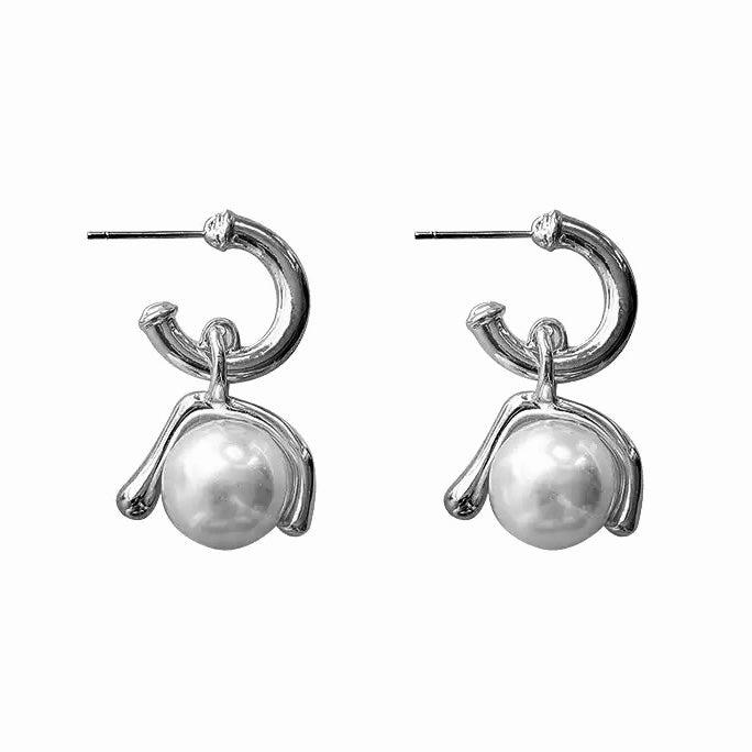 Earrings pearls silver