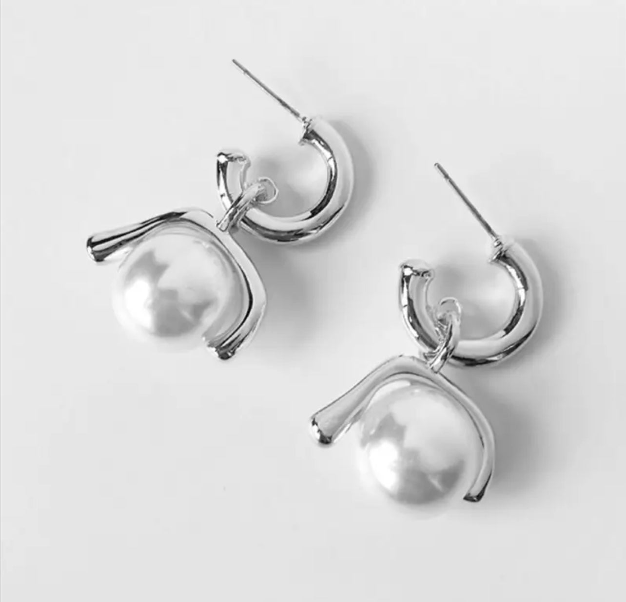 Earrings pearls silver