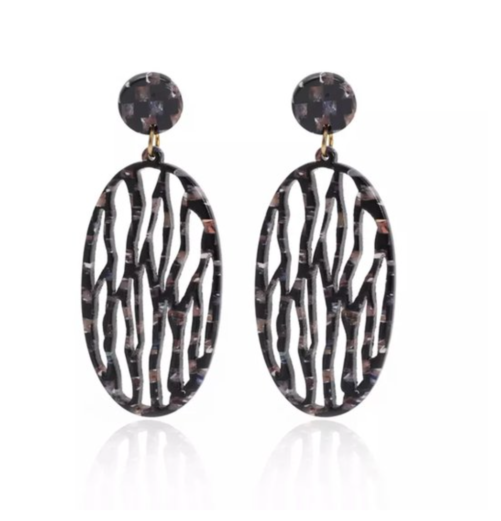 Earrings black