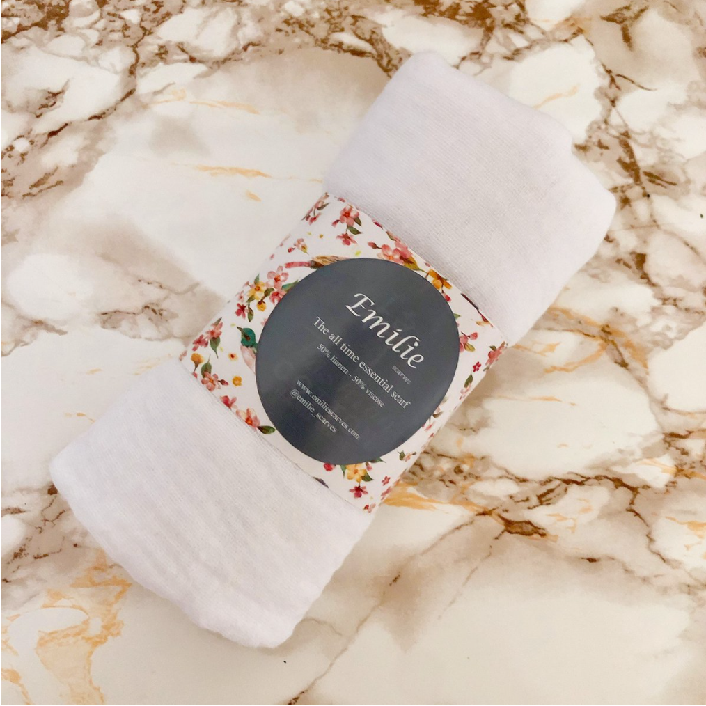 The all time essential scarf white