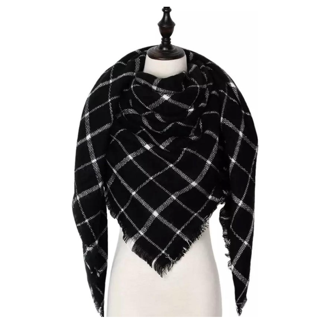 Winter scarf triangle