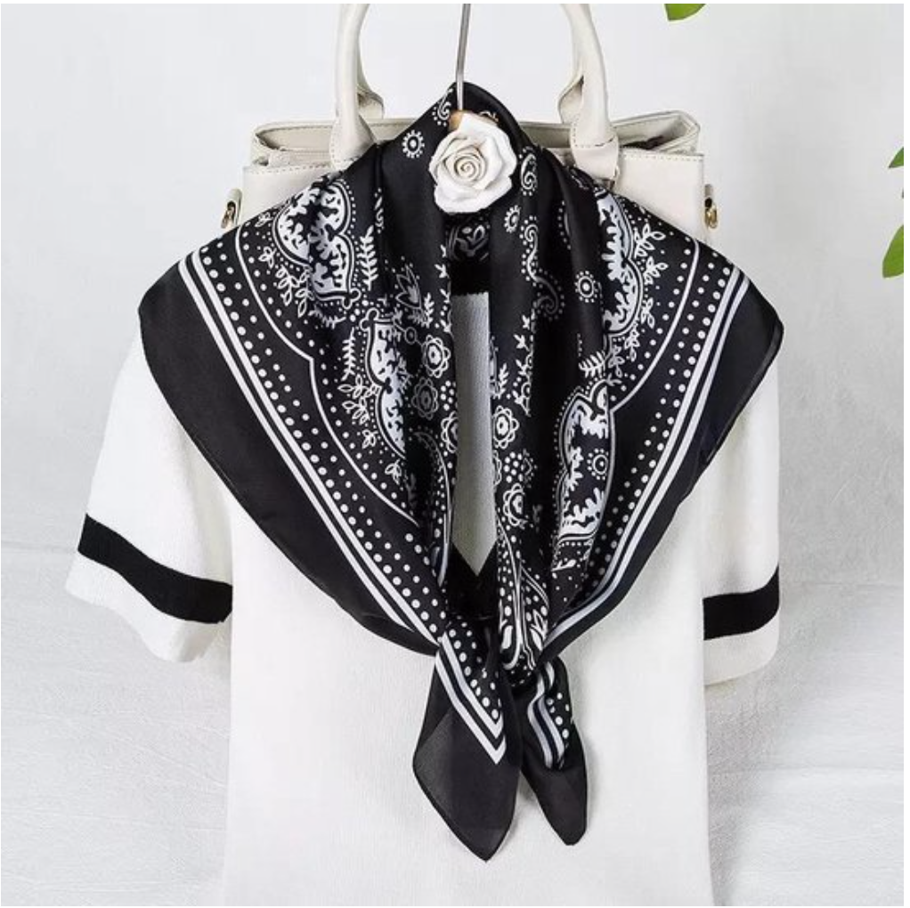 Silky bandana black