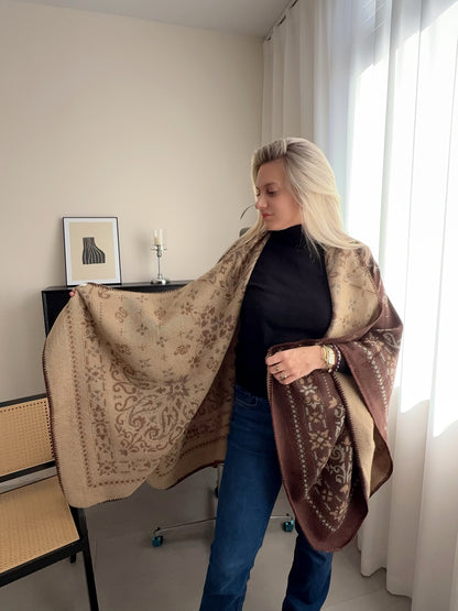 Winter Poncho brown flower print