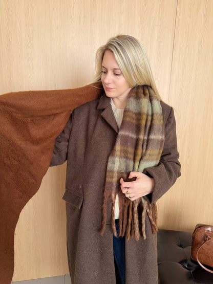 Two toned Checked print scarf brown
