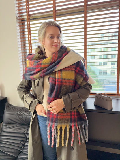 Two toned Checked print scarf off white