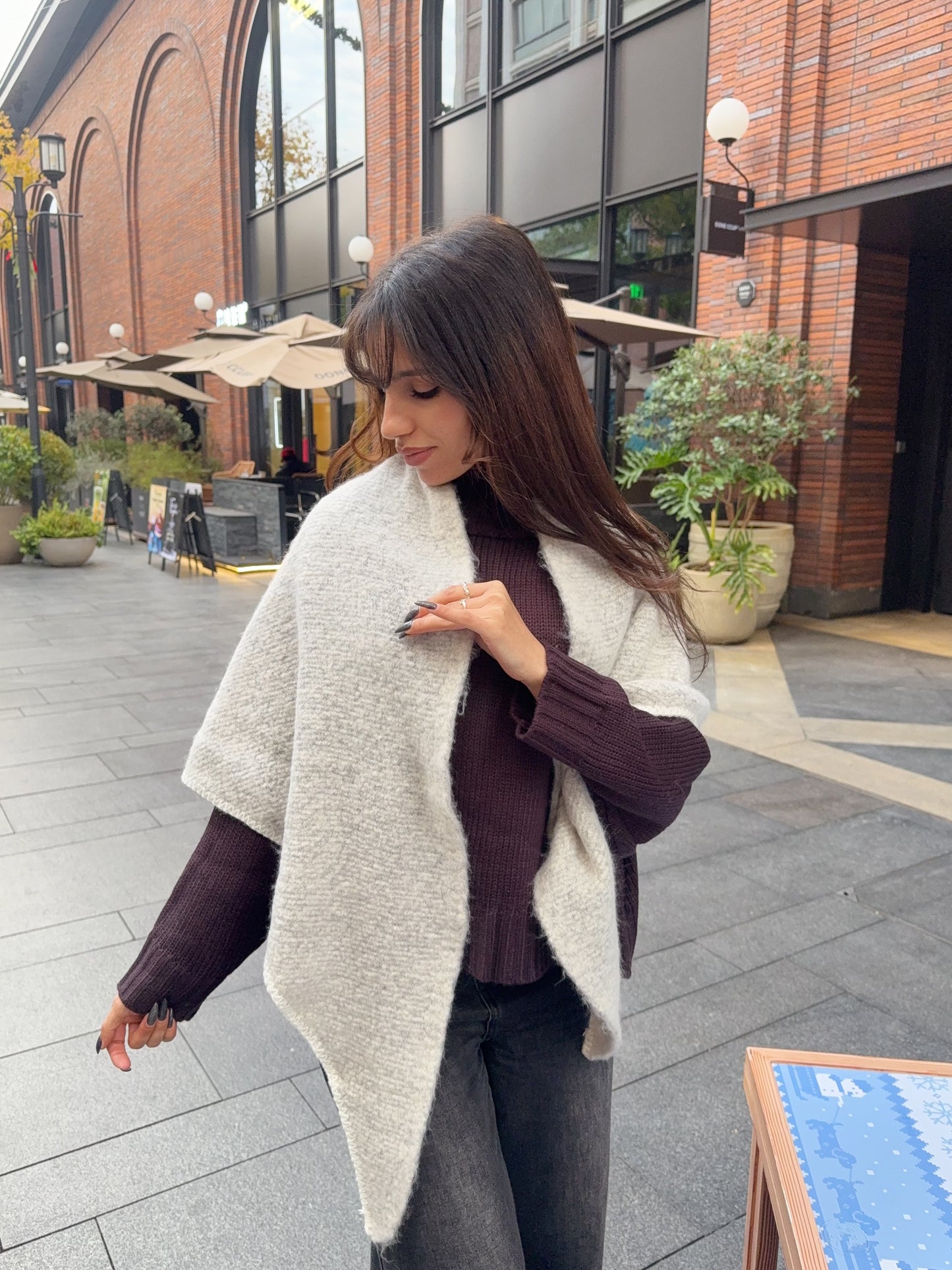 Winter scarf triangle -light grey