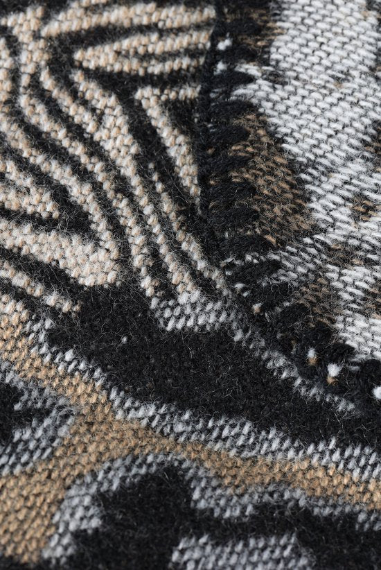 Emilie scarves  poncho cape dierenprint panterprint mix - omslagdoek