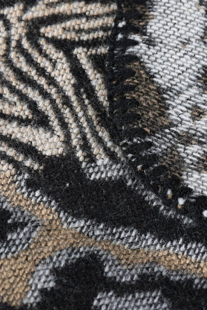 Emilie scarves  poncho cape dierenprint panterprint mix - omslagdoek