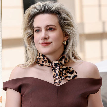 Sjaal satijn panterprint