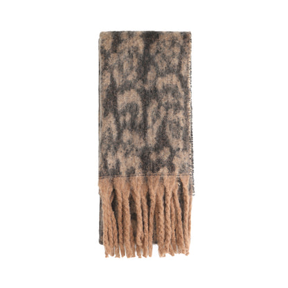 Winter scarf with leopard print