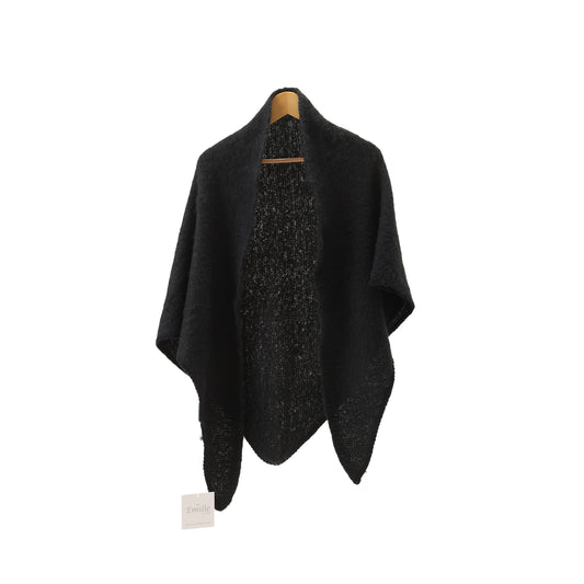 Winter scarf triangle black