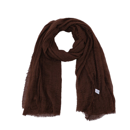 The crinkle scarf dark brown