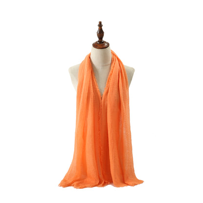 The all time essential scarf oranje